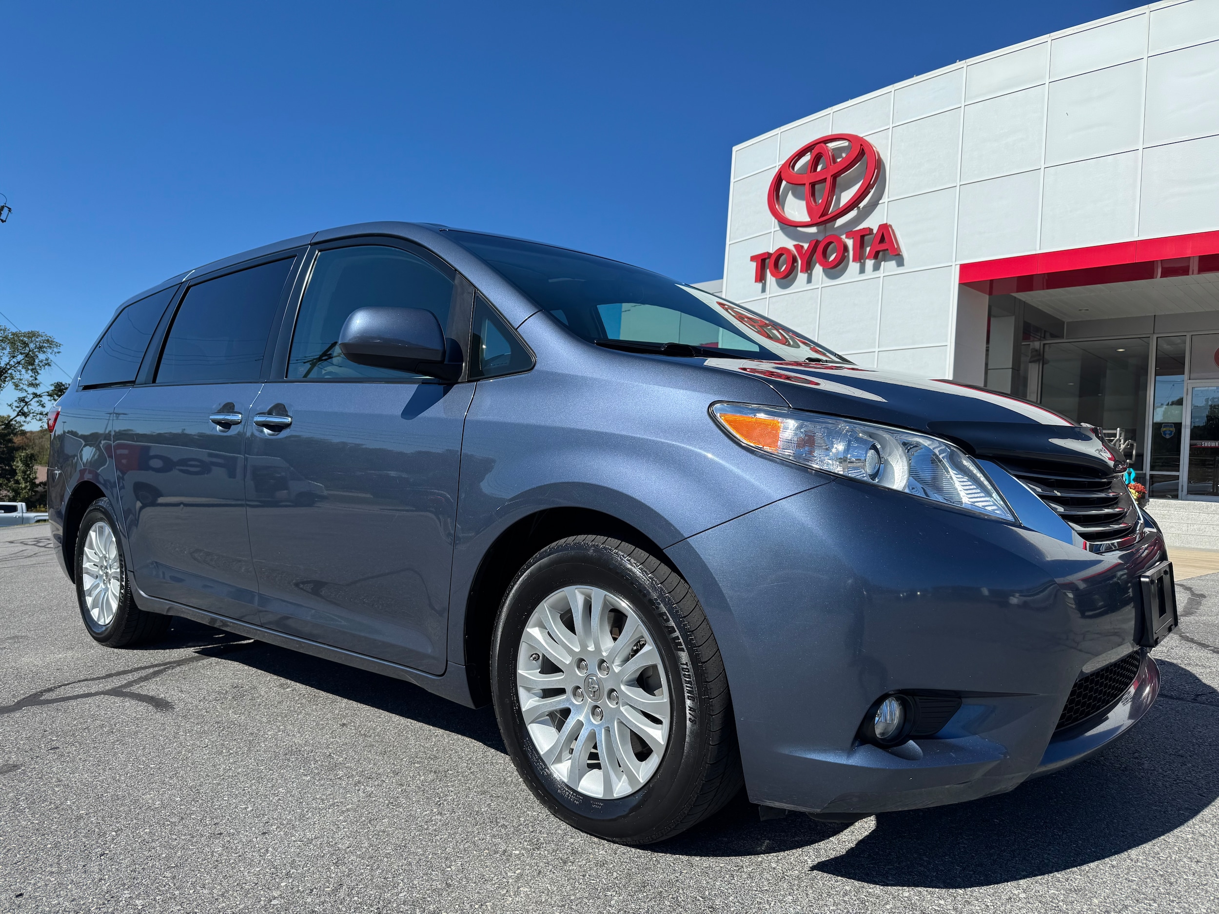 2016 Toyota Sienna