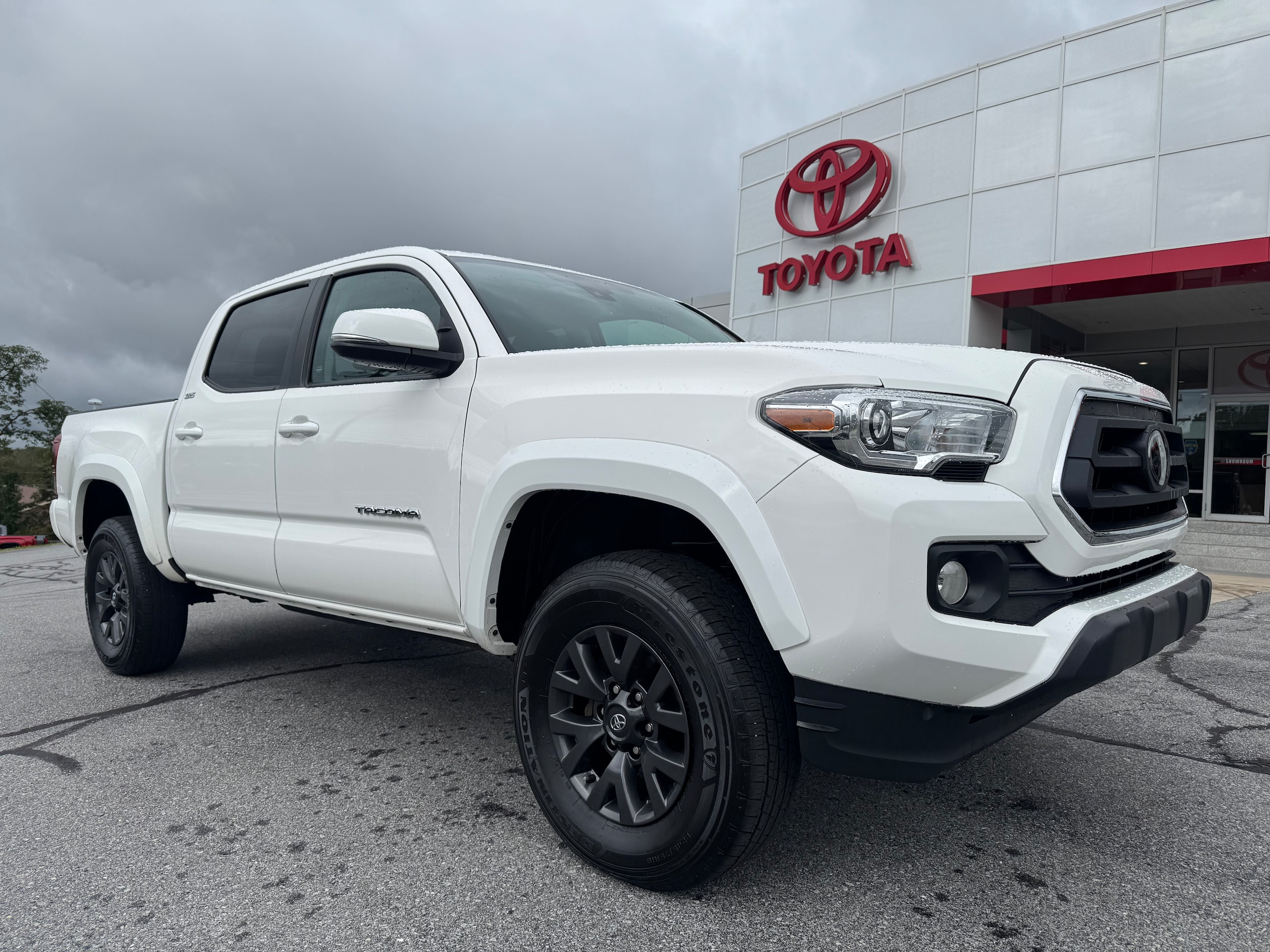 2023 Toyota Tacoma SR5