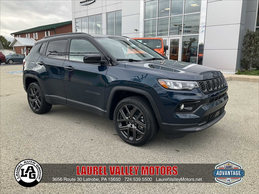 New 2026 Jeep Compass LIMITED ALTITUDE 4X4 Sport Utility