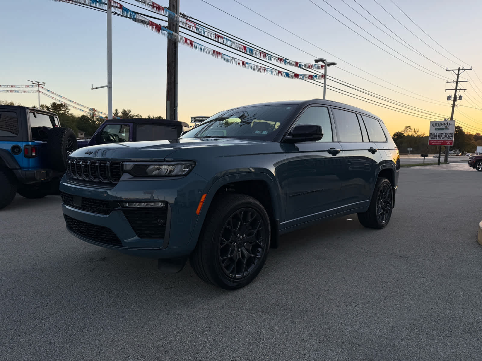 New 2027 Jeep Grand Cherokee L SUMMIT 4X4 Sport Utility