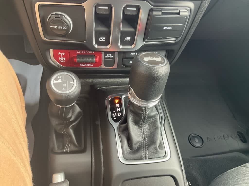 2026 Jeep Wrangler 2-Door Willys - Photo 10