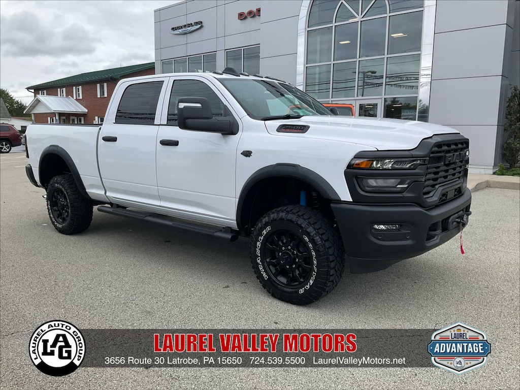 New 2027 Ram 2500 TRADESMAN CREW CAB 4X4 6'4 BOX Pickup