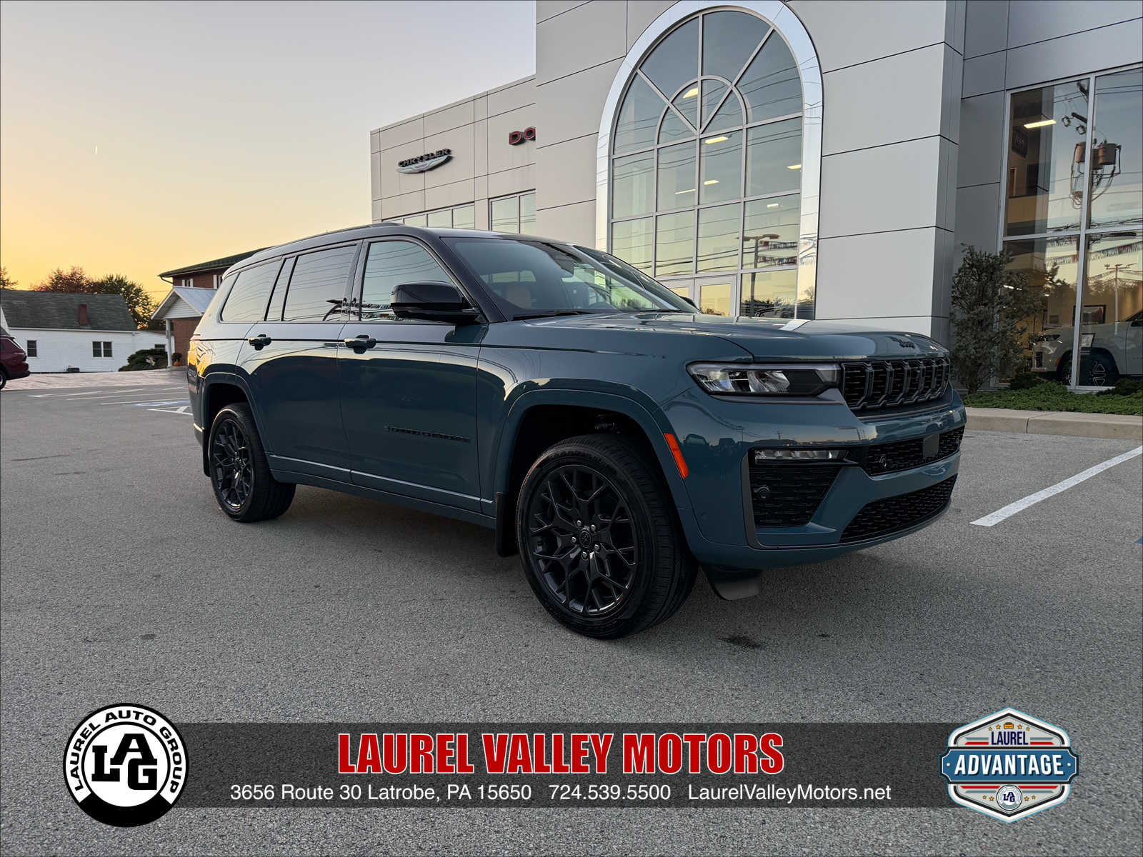 New 2027 Jeep Grand Cherokee L SUMMIT 4X4 Sport Utility