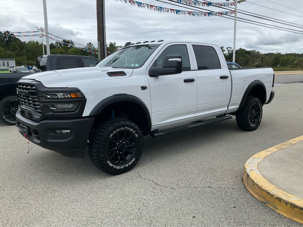 New 2027 Ram 2500 TRADESMAN CREW CAB 4X4 6'4 BOX Pickup