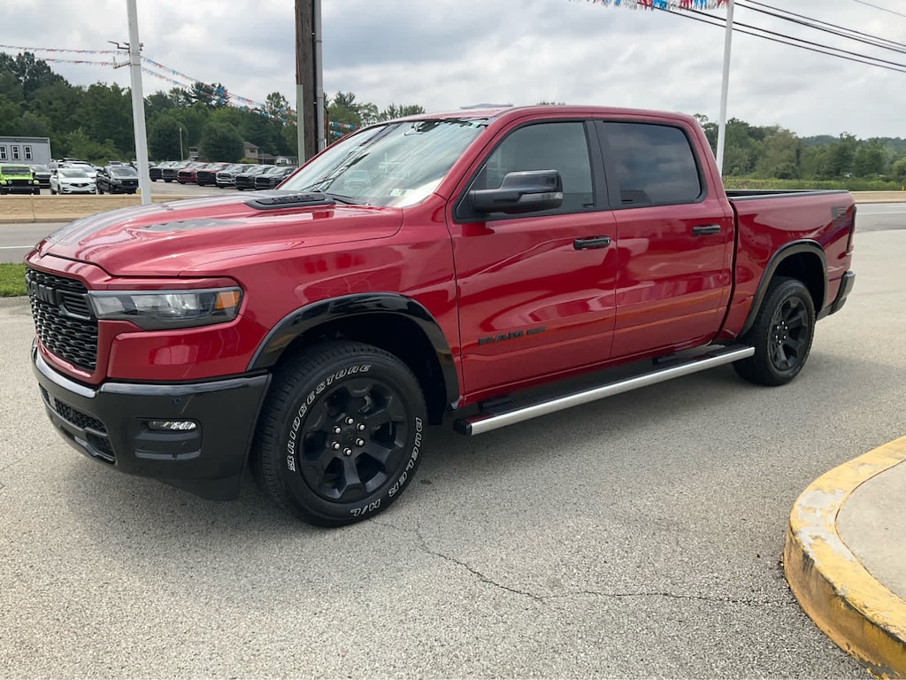 New 2026 Ram 1500 BIG HORN CREW CAB 4X4 5'7 BOX Pickup