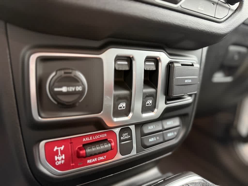 2026 Jeep Wrangler 2-Door Willys - Photo 19