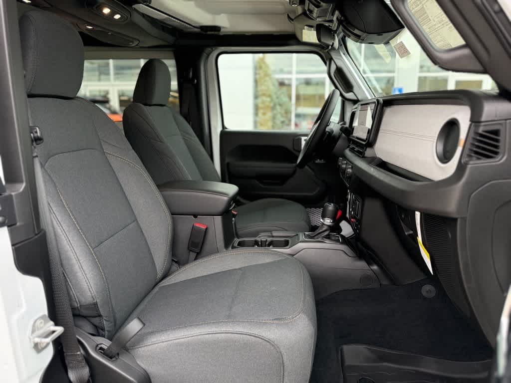2026 Jeep Wrangler 2-Door Willys - Photo 23