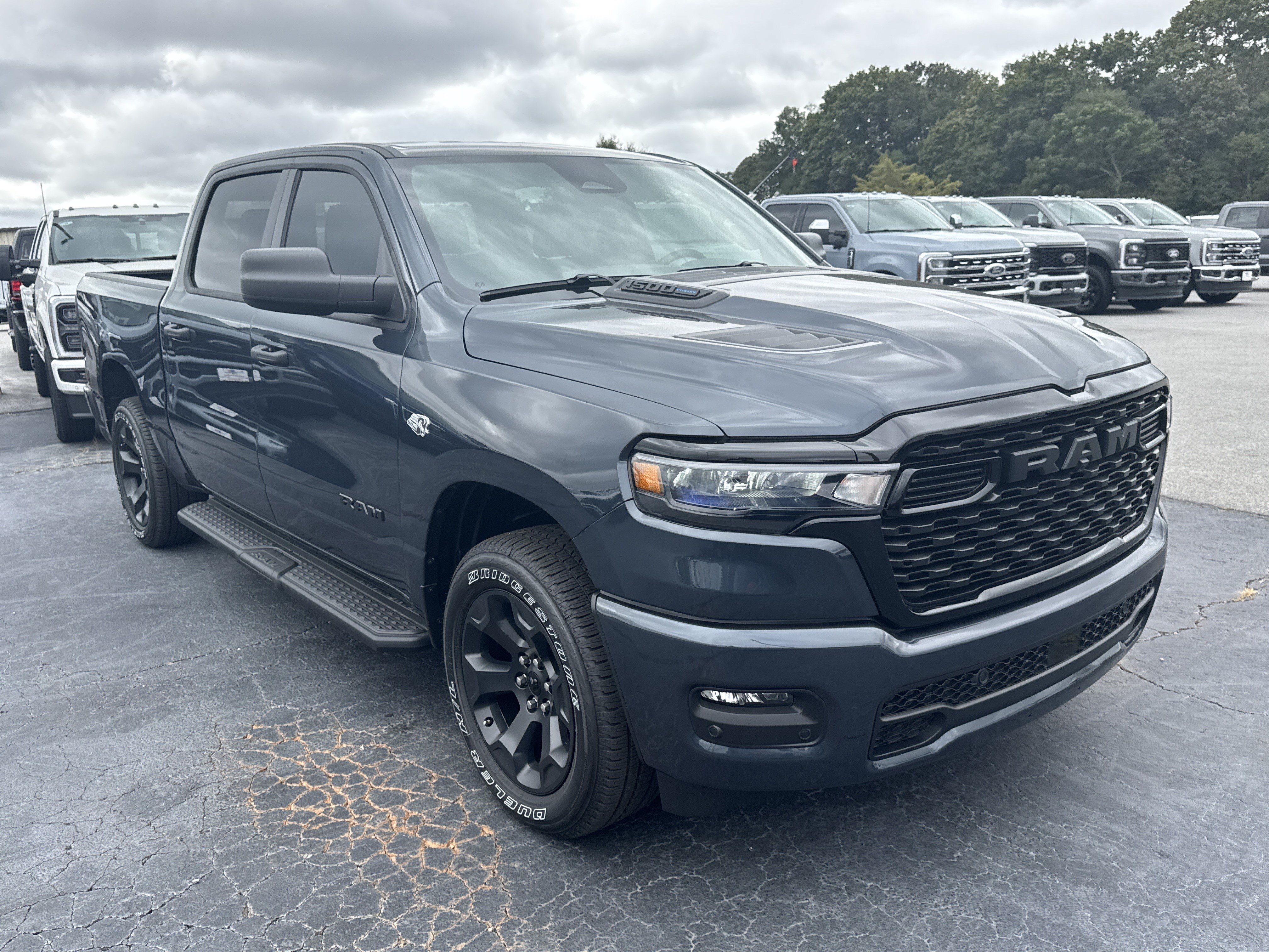 New 2026 Ram 1500 Express 4x4 Crew Cab 57 Box