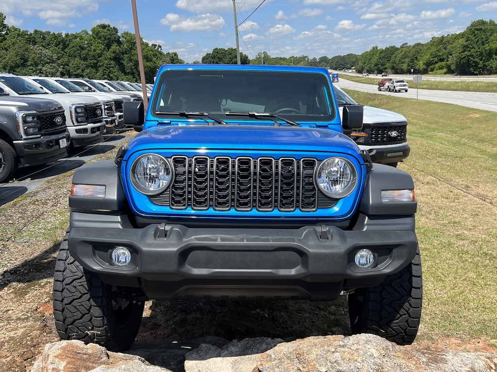 New 2026 Jeep Wrangler Sport SUV