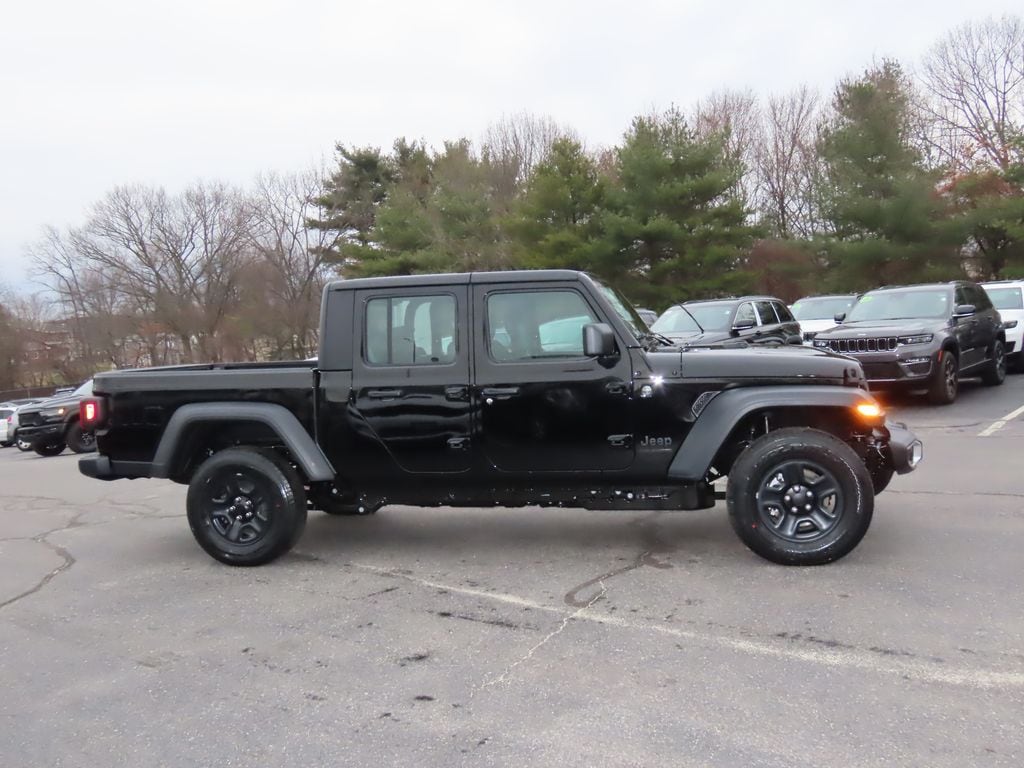 2026 Jeep Gladiator Sport - Photo 3