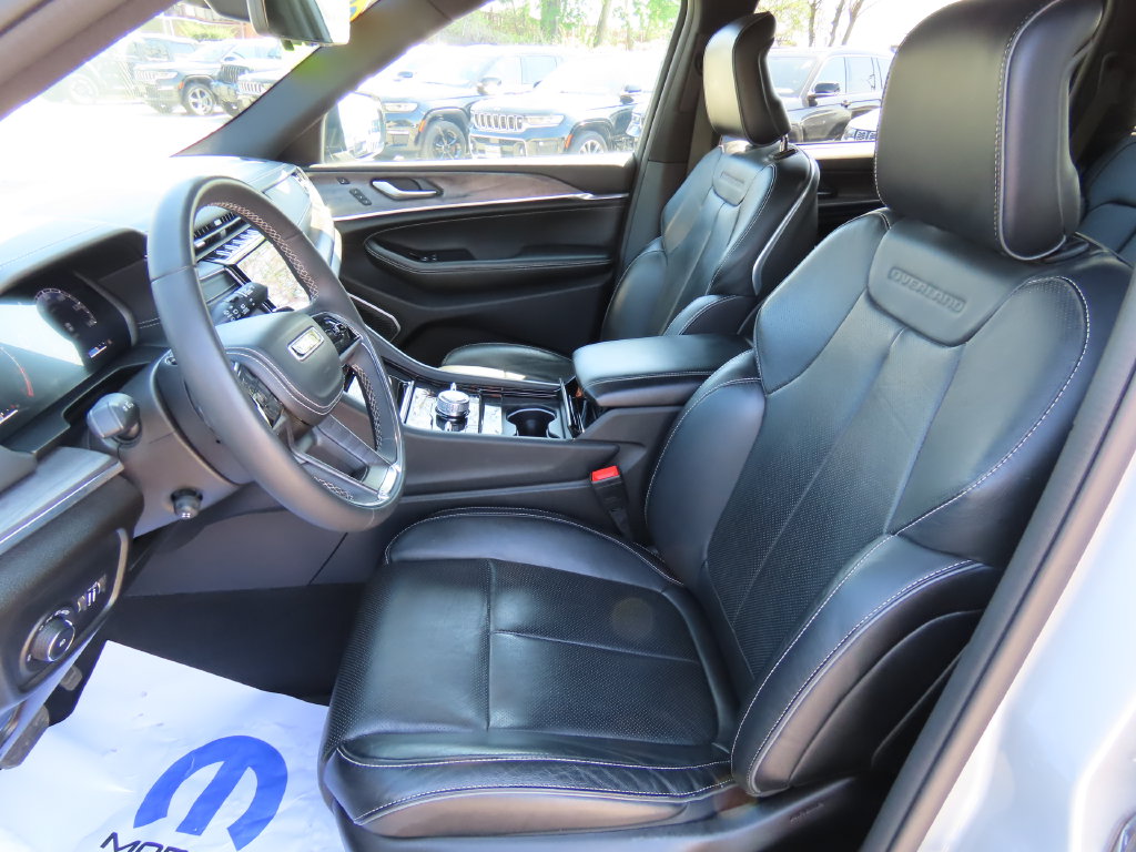Used 2023 Jeep Grand Cherokee L Overland SUV