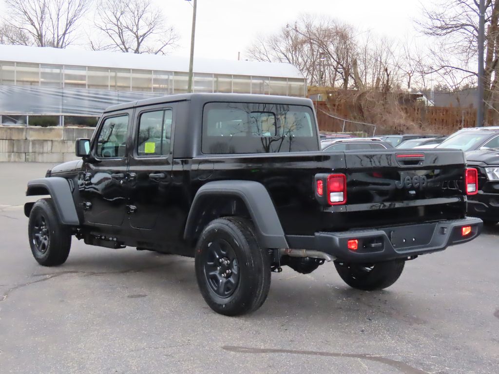 2026 Jeep Gladiator Sport - Photo 5