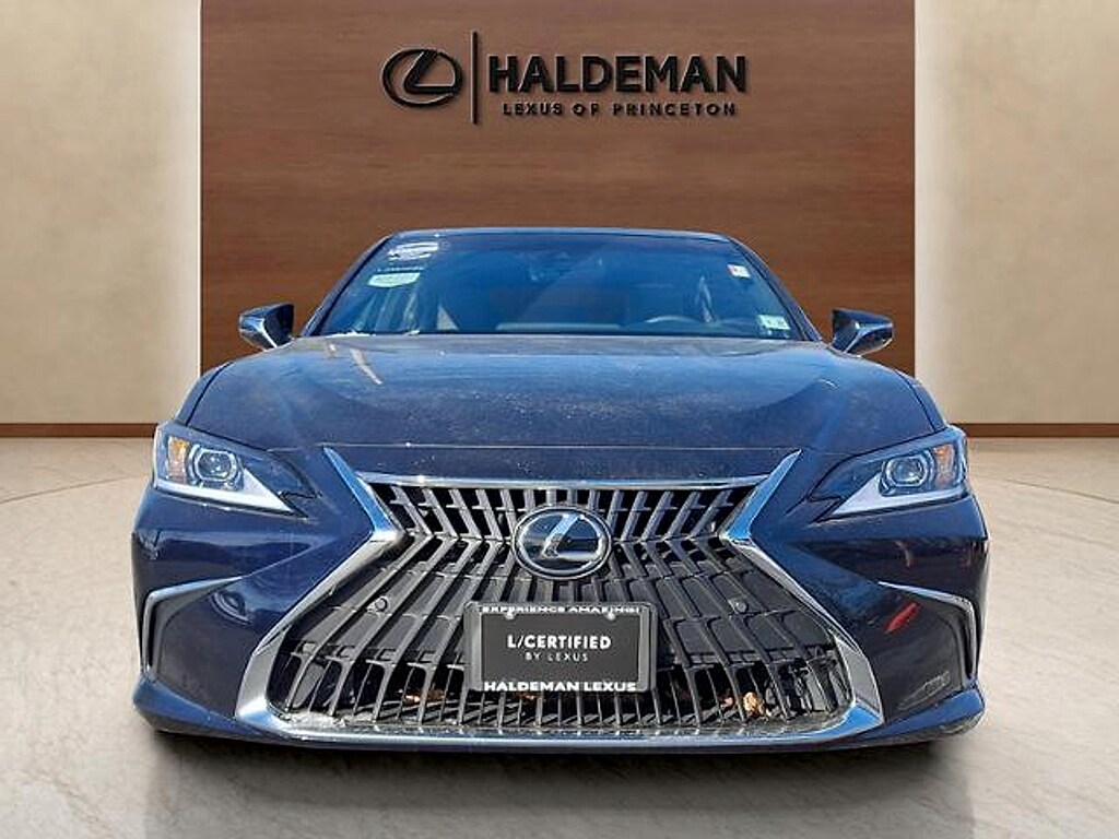 Used 2022 Lexus ES 350