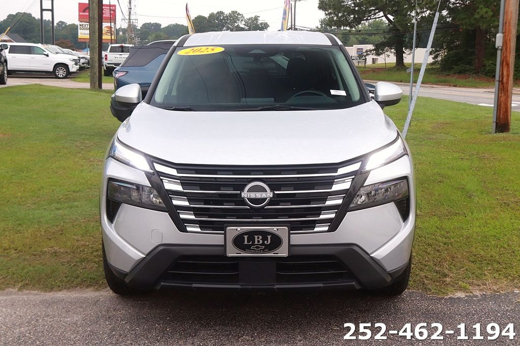 Used 2025 Nissan Rogue SV SUV
