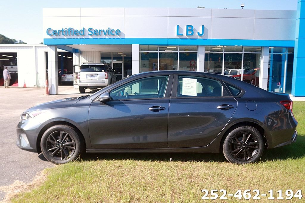 Used 2023 Kia Forte LXS Sedan