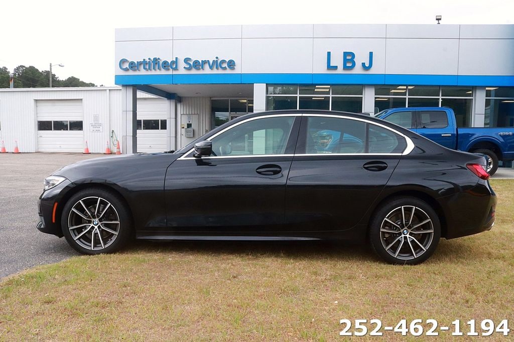 Used 2022 BMW 3 Series 330i xDrive Sedan