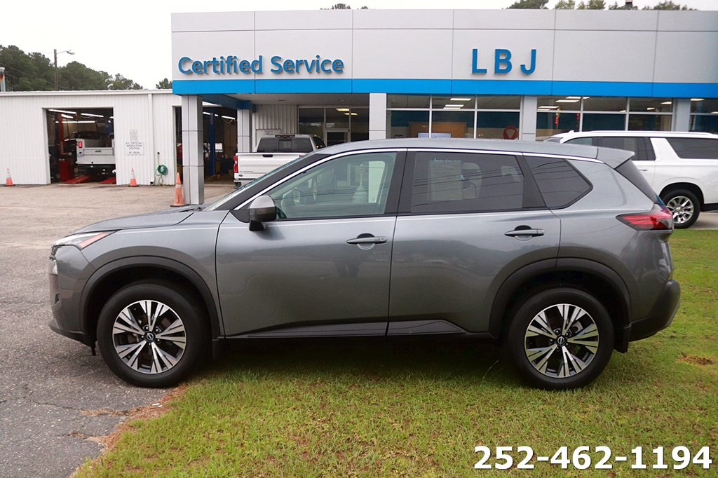 Used 2023 Nissan Rogue SV SUV