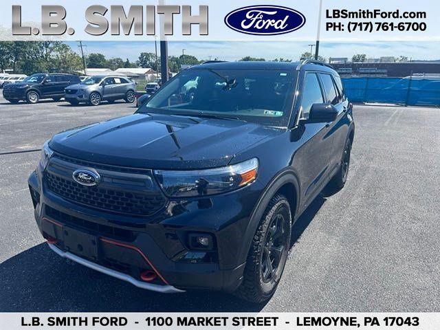 2023 Ford Explorer SUV 