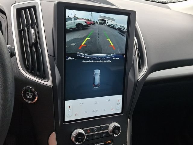2024 Ford Edge SEL - Photo 18
