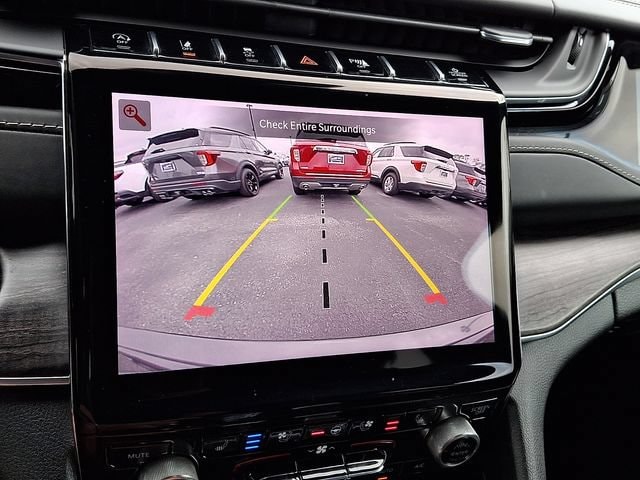 2022 Jeep Grand Cherokee Overland - Photo 21