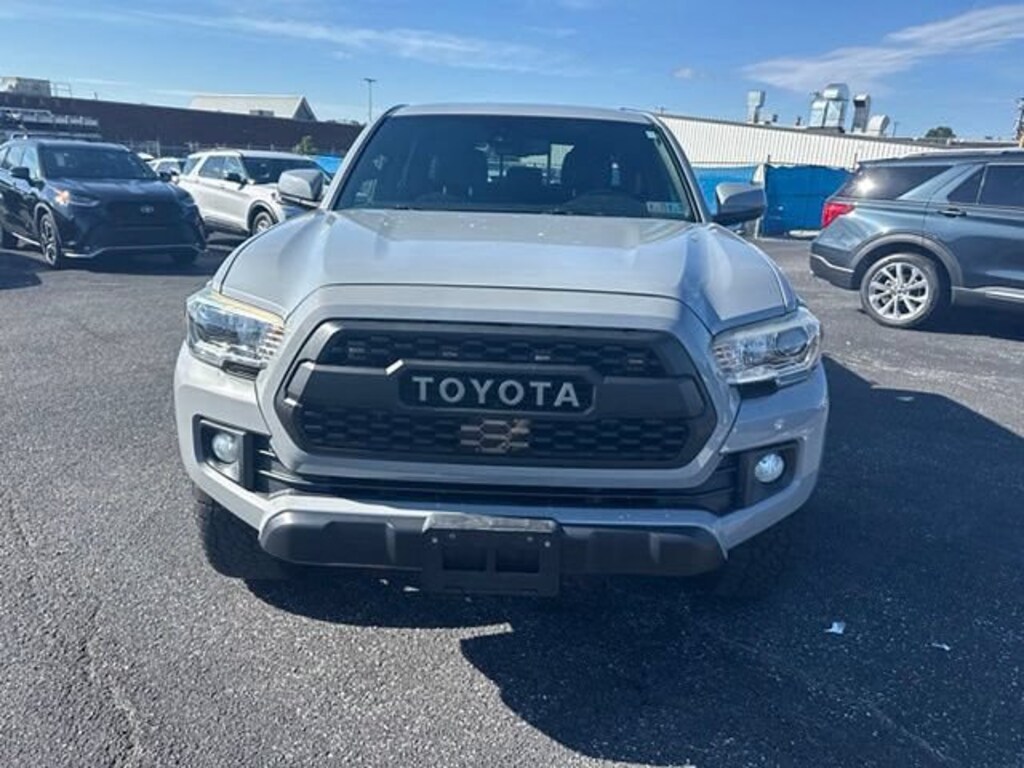 Certified 2019 Toyota Tacoma TRD OFF Road CREW CAB SHORT BED TRUCK
