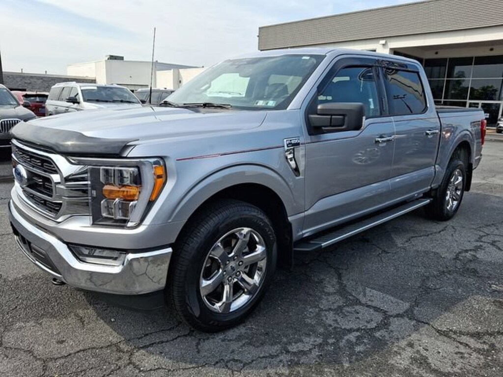Certified 2022 Ford F-150 XLT CREW CAB TRUCK