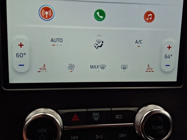 2024 Ford Edge SEL - Photo 25