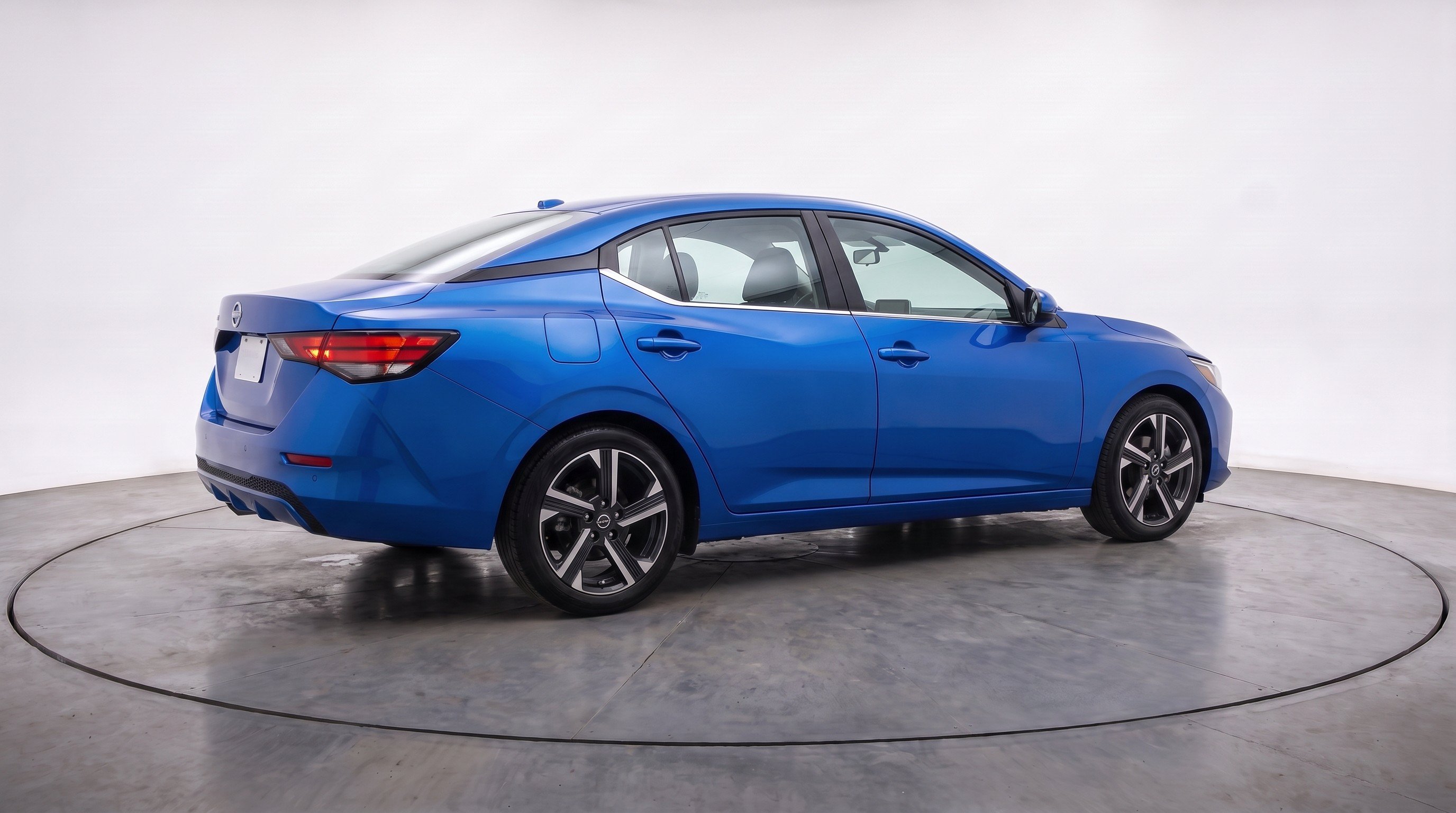 Thumbnail: 2025 Nissan Sentra - 9