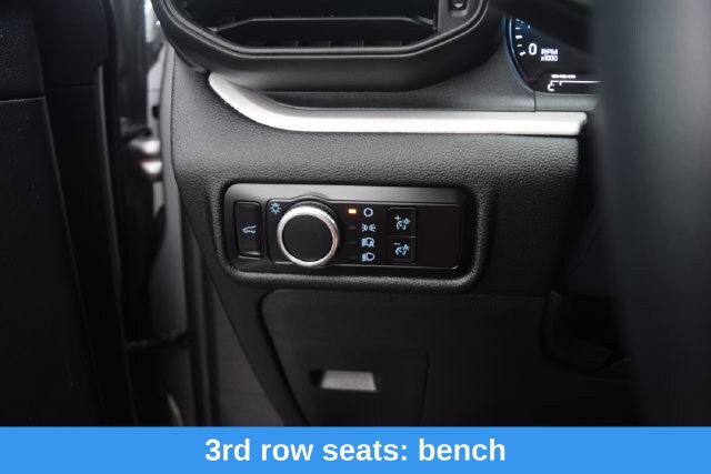 2023 Ford Explorer XLT - Photo 7