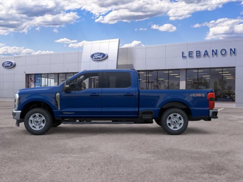 New 2026 Ford F-250SD XLT Truck Crew Cab