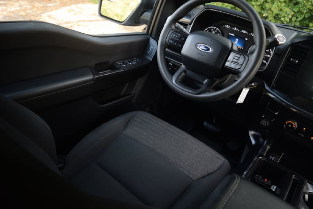 Used 2023 Ford F-150 XL Truck SuperCrew Cab