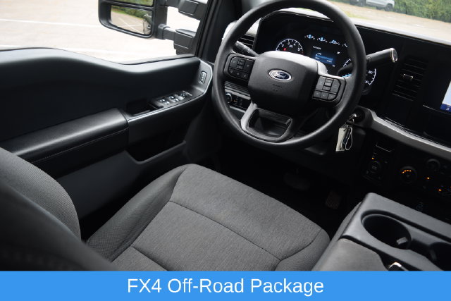 Used 2025 Ford F-250 XL Truck Crew Cab