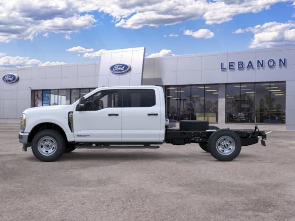 New 2026 Ford F-350SD XL Truck Crew Cab