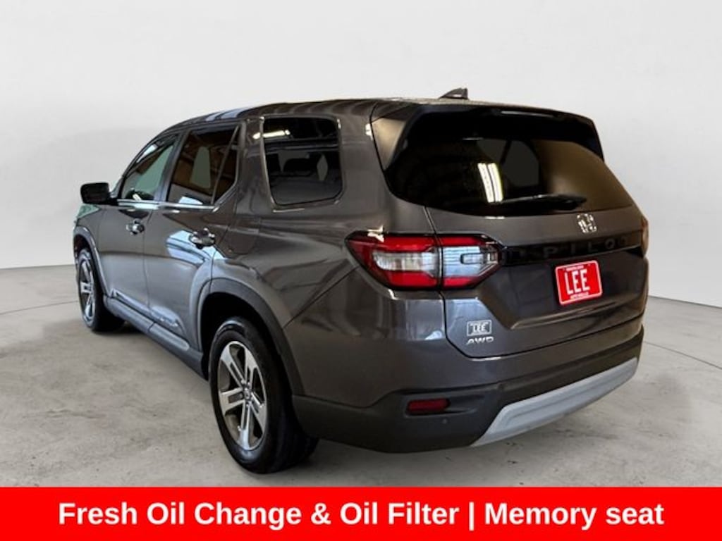 Used 2025 Honda Pilot EX-L SUV