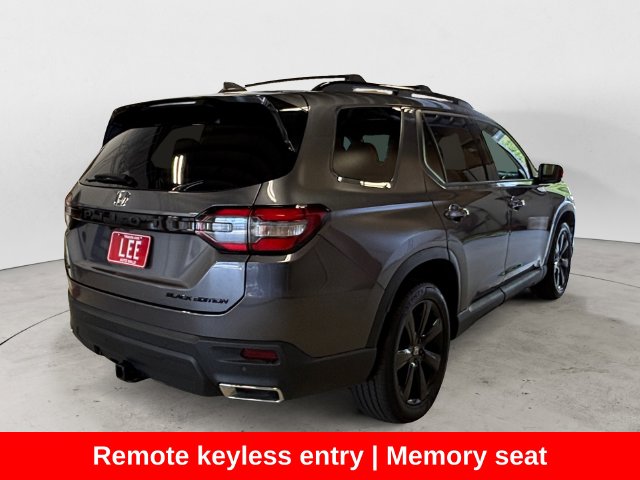 2025 Honda Pilot Black Edition - Photo 6