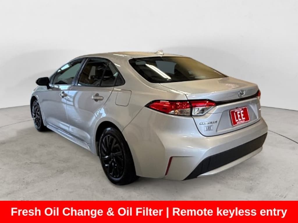 Used 2022 Toyota Corolla LE Sedan