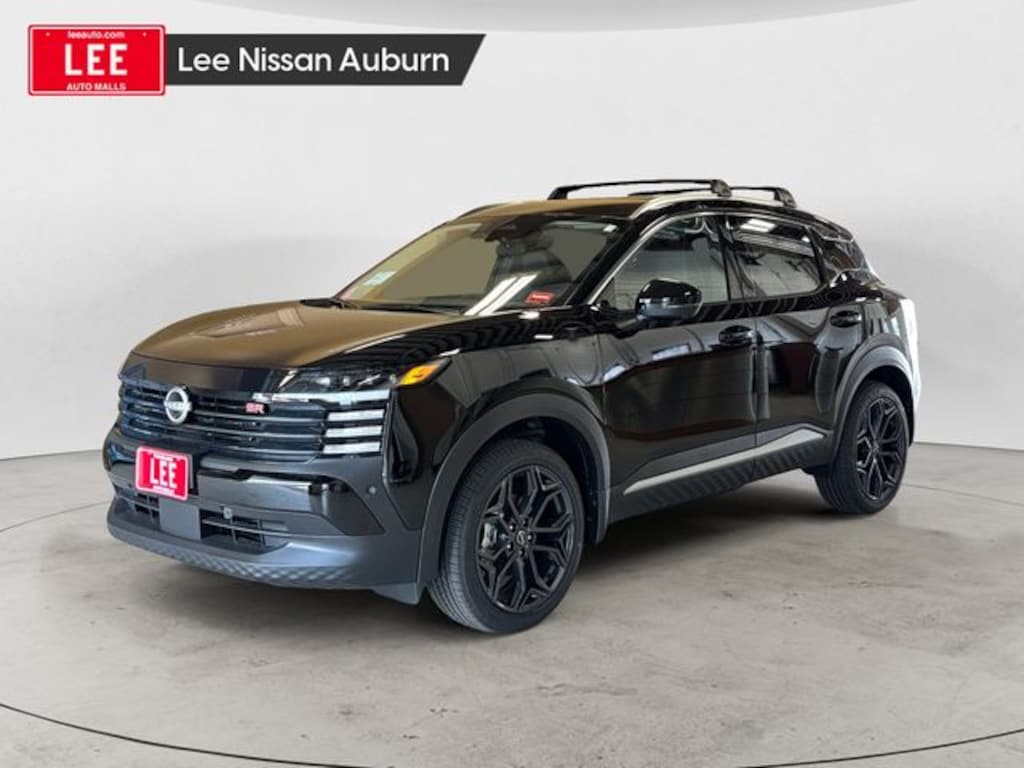 New 2026 Nissan Kicks SR SUV