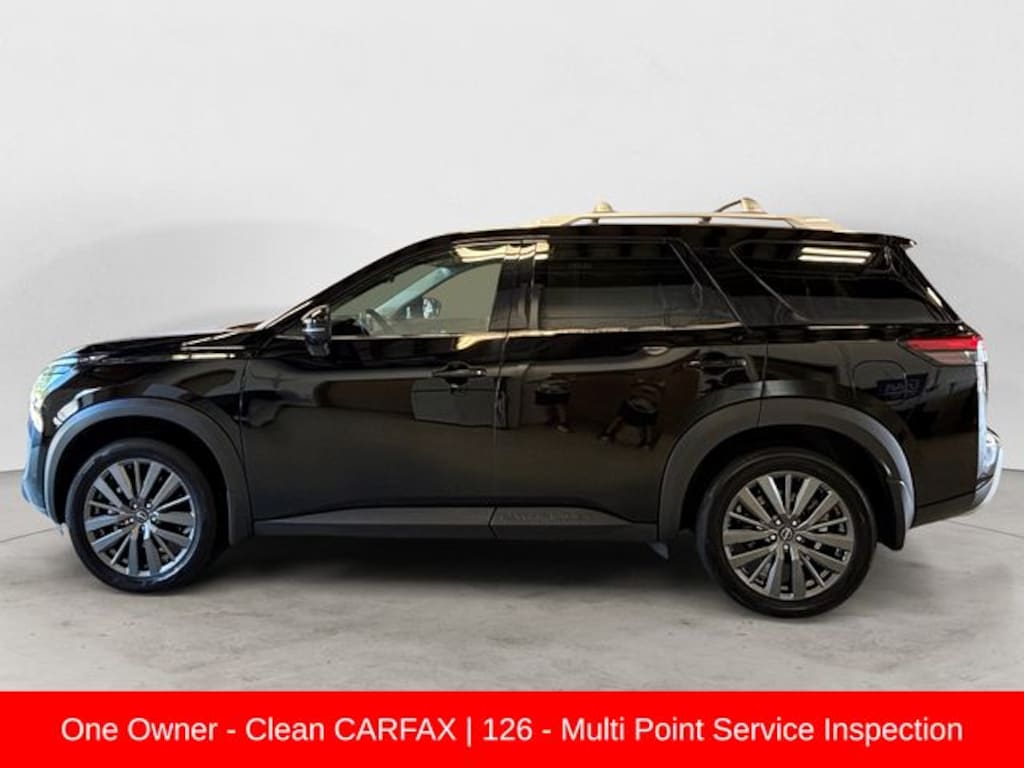 Used 2024 Nissan Pathfinder SL SUV