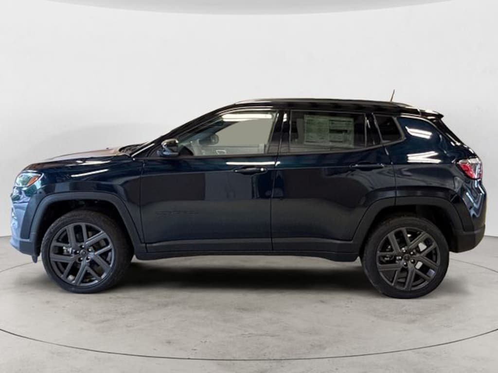 New 2026 Jeep Compass LIMITED ALTITUDE 4X4 Sport Utility
