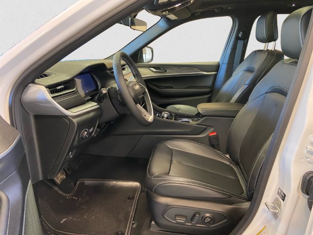 2026 Jeep Grand Cherokee Limited - Photo 9