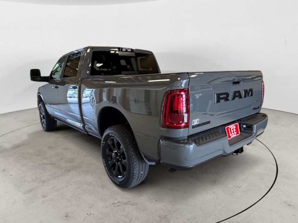 New 2026 Ram 2500 LARAMIE CREW CAB 4X4 6'4 BOX Pickup