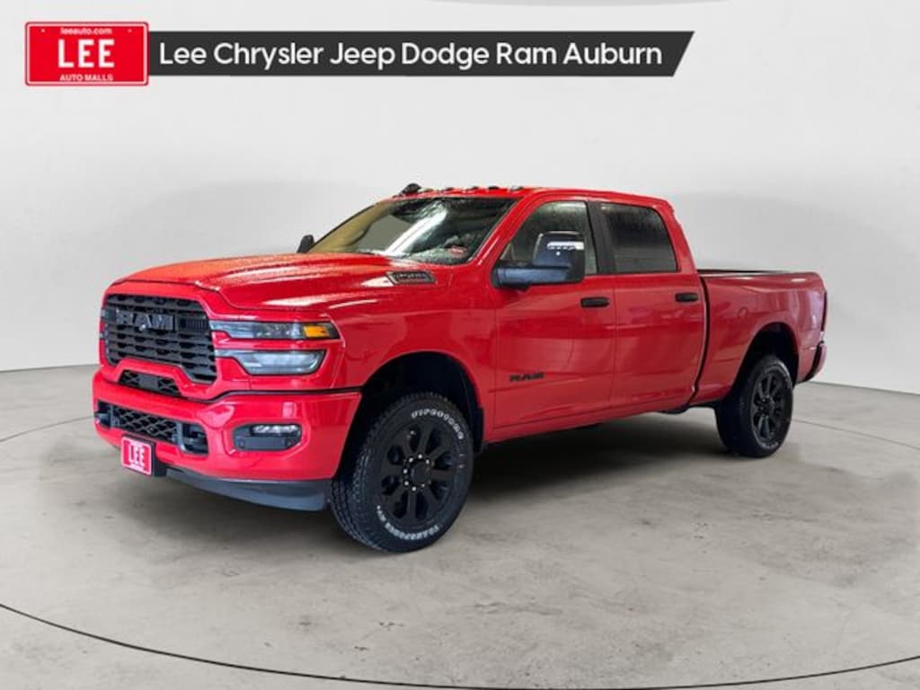 New 2026 Ram 2500 BIG HORN CREW CAB 4X4 6'4 BOX Pickup