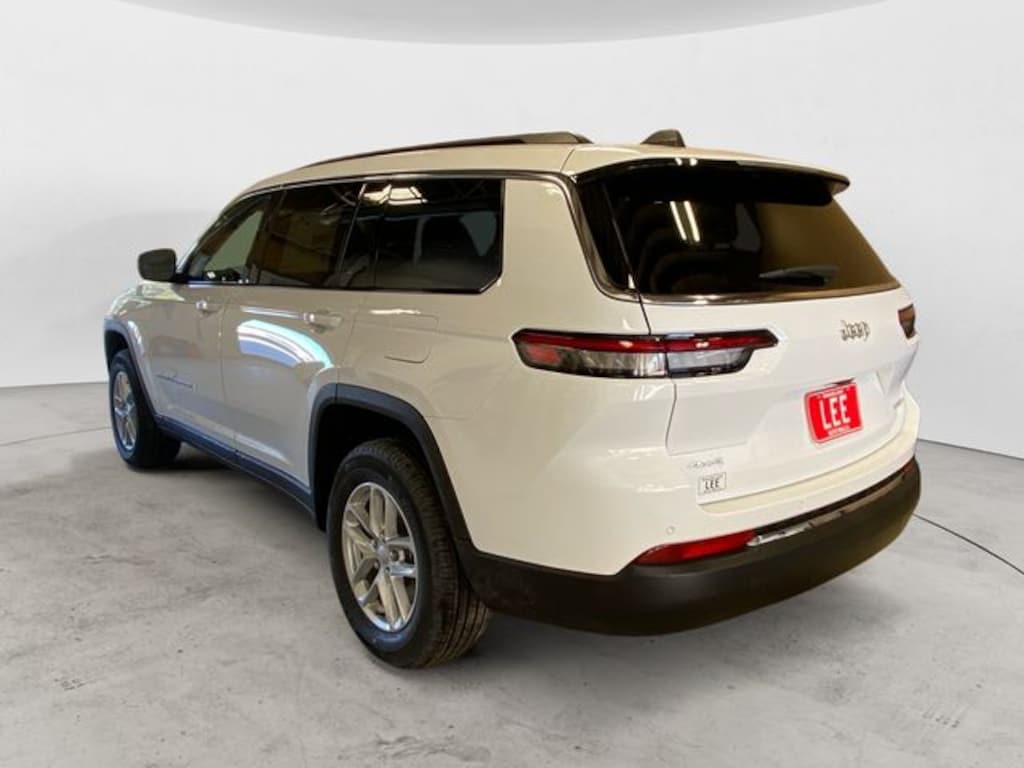 New 2026 Jeep Grand Cherokee L LAREDO X 4X4 Sport Utility