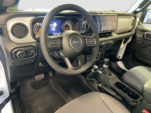 2026 Jeep Wrangler 2-Door Willys - Photo 11