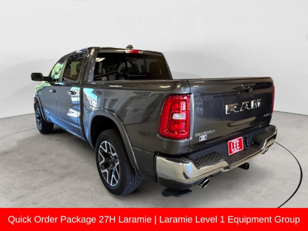 New 2026 Ram 1500 LARAMIE CREW CAB 4X4 5'7 BOX Pickup