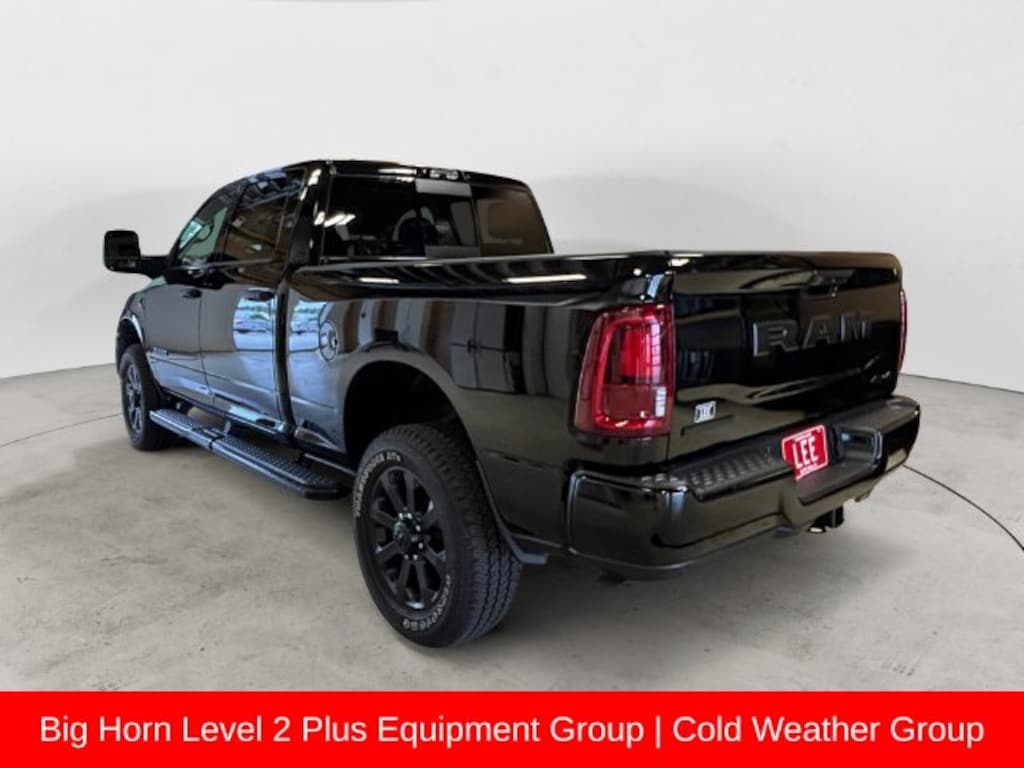 New 2026 Ram 2500 BIG HORN CREW CAB 4X4 6'4 BOX Pickup