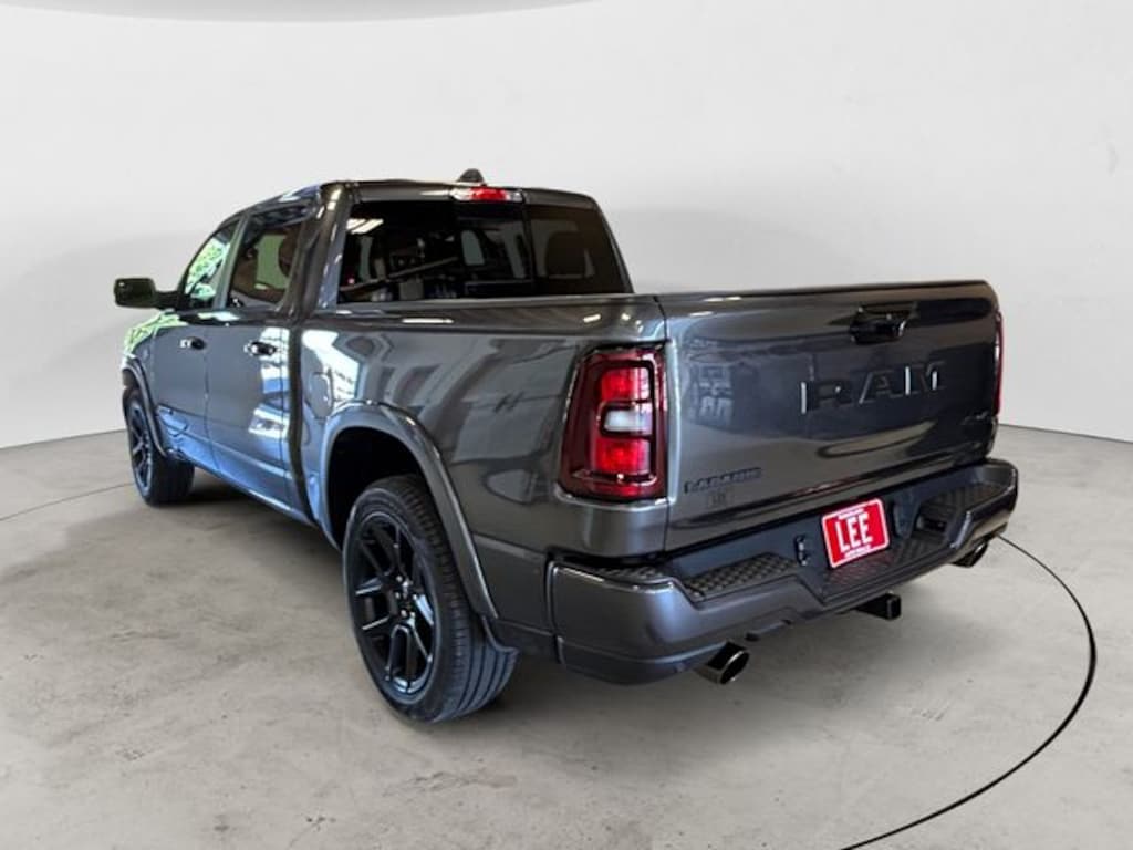 New 2027 Ram 1500 LARAMIE CREW CAB 4X4 5'7 BOX Pickup