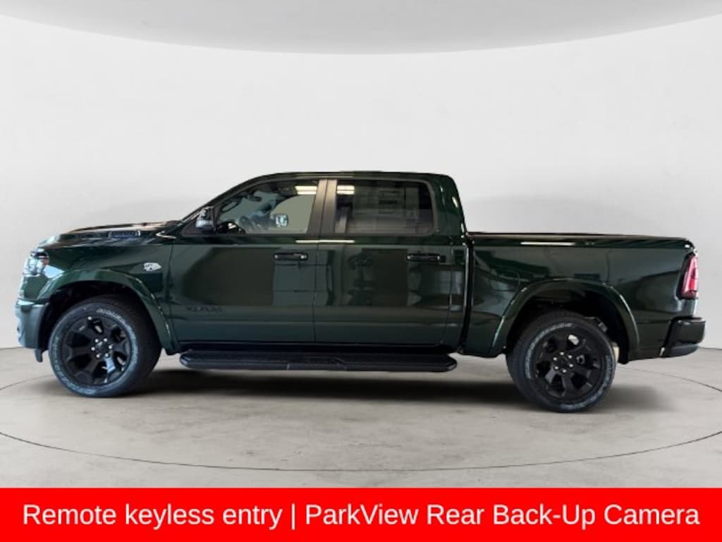 New 2026 Ram 1500 BIG HORN CREW CAB 4X4 5'7 BOX Pickup