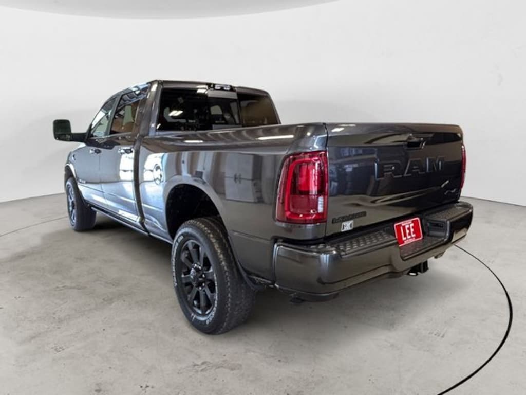 New 2027 Ram 2500 LARAMIE CREW CAB 4X4 6'4 BOX Pickup