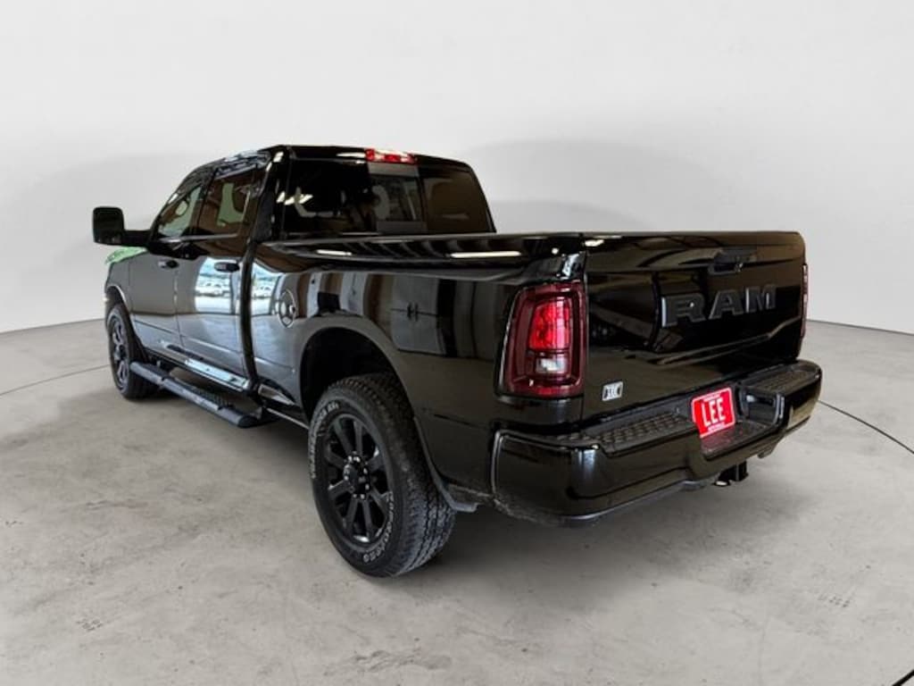 New 2026 Ram 2500 BLACK EXPRESS CREW CAB 4X2 6'4 BOX Pickup